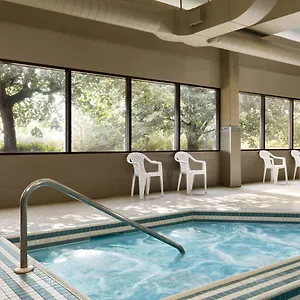 Hotel Travelodge By Wyndham East, Toronto