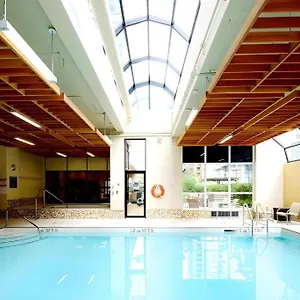 Landis And 3*, Vancouver Canada