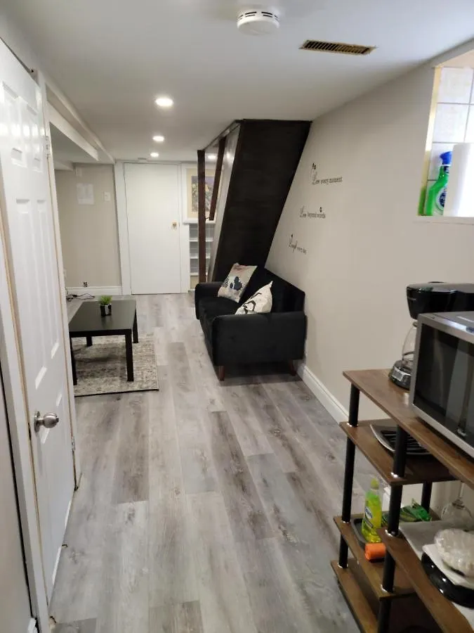 ホテル Comfy Private Unit トロント